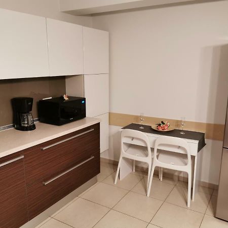 Pall'S Minimal Apartment Неа-Перамос Экстерьер фото
